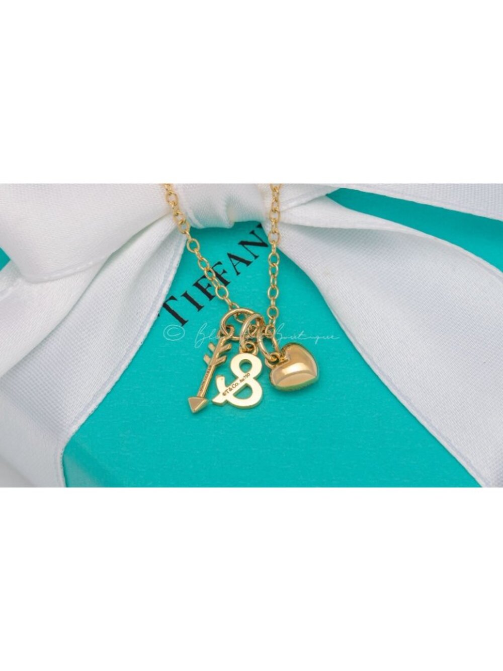 Tiffany & Co 18k Gold Necklace Rare "Heart & Arrow" 3-Charm Pendant on 16" Chain - Picture 5 of 5